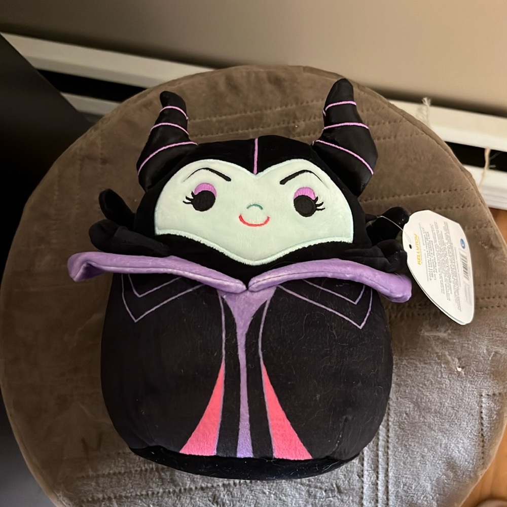Disney malificent squishmallow NWT